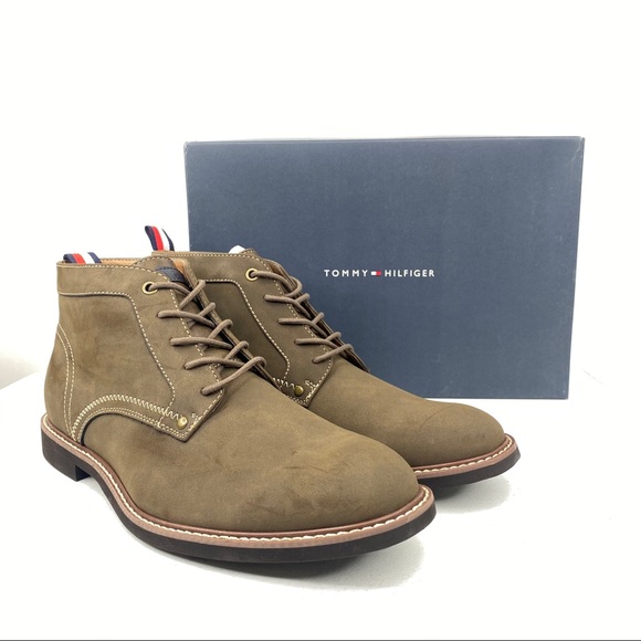 tommy chukka boots